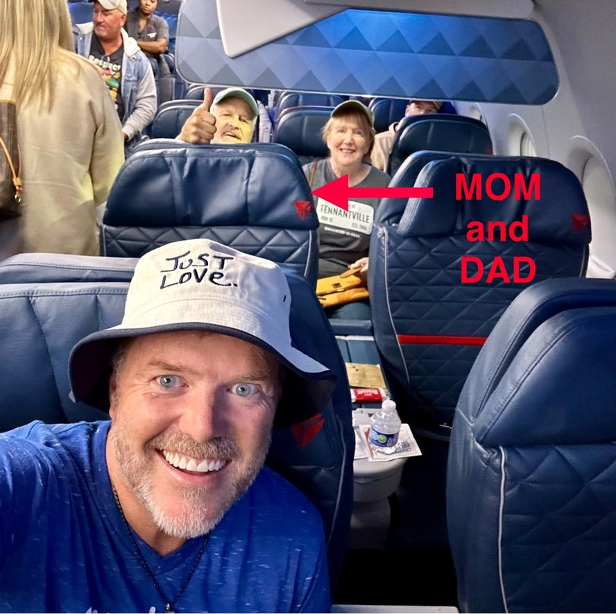 JUST LOVE BUCKET HAT