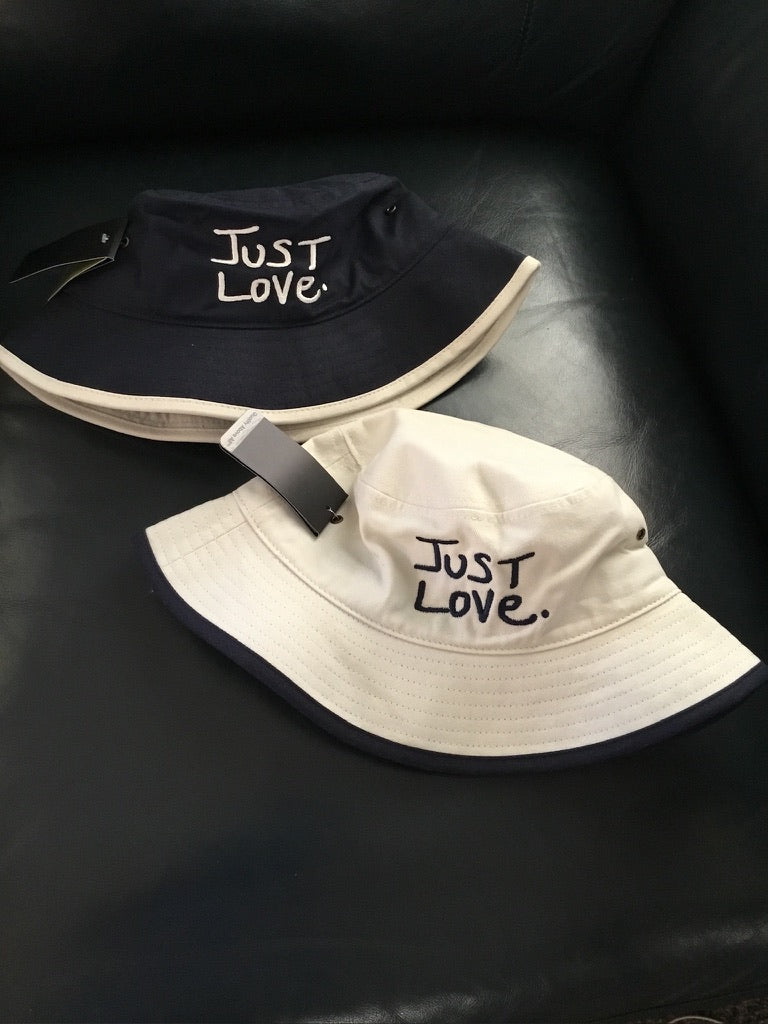 JUST LOVE BUCKET HAT
