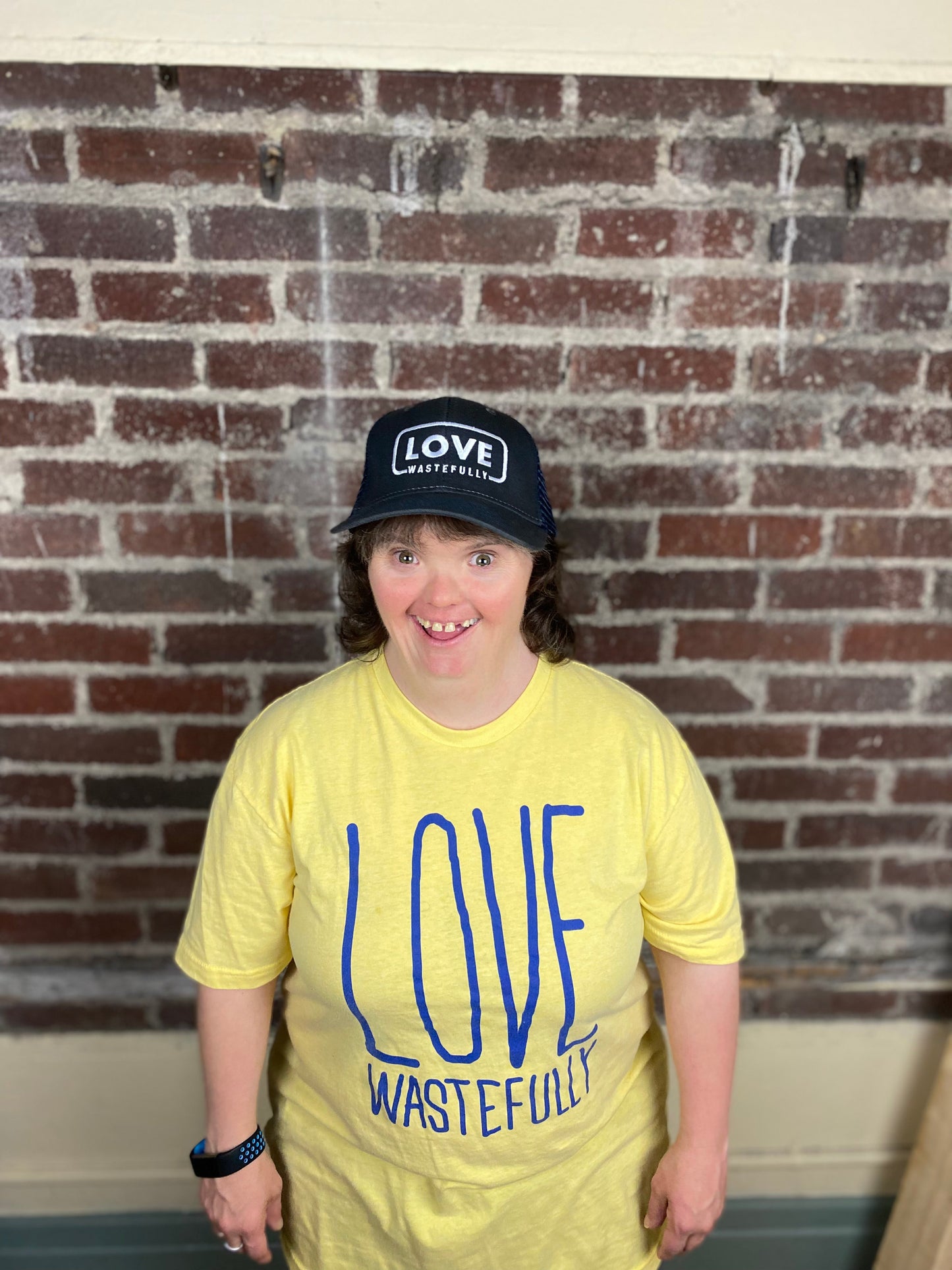 LOVE WASTEFULLY TALL - Banana cream